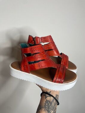 ROAN by Bed Stu | Women’s Ted Leather Passenger Sandals Size 8